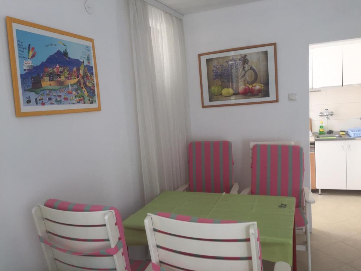 Apartment Perla - 150M From The Sea Novi Vinodolski Buitenkant foto